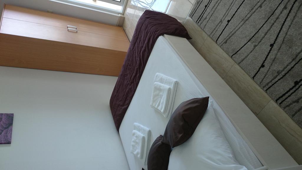 Apartments Rotim Zaostrog Bilik gambar