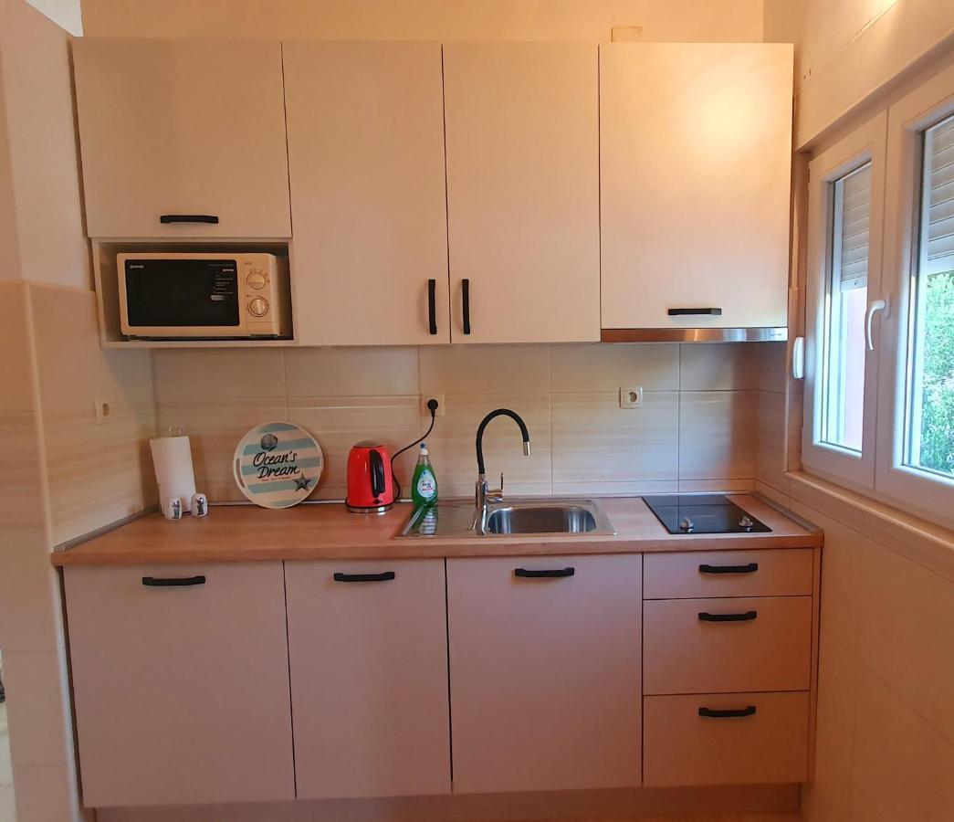 Apartments Rotim Zaostrog Luaran gambar